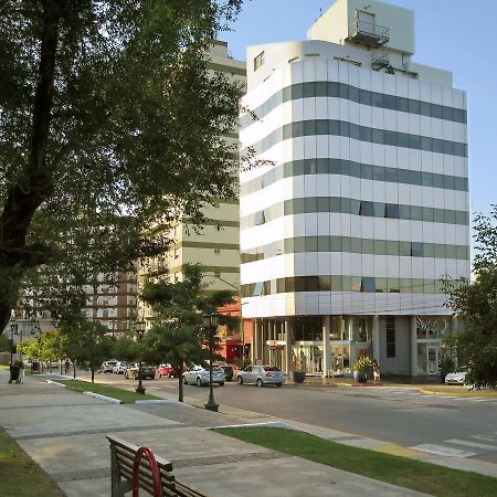 Plaza Suites Campana Exteriér fotografie