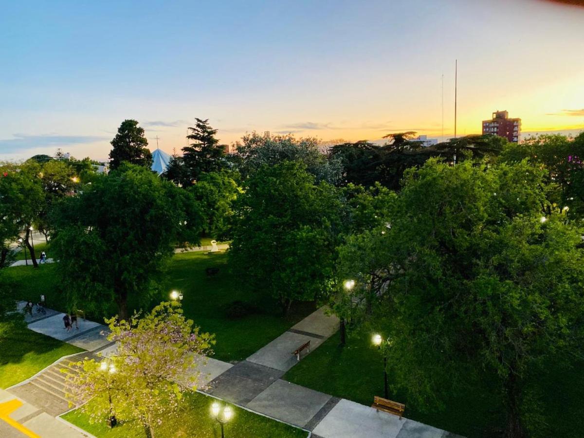 Plaza Suites Campana Exteriér fotografie